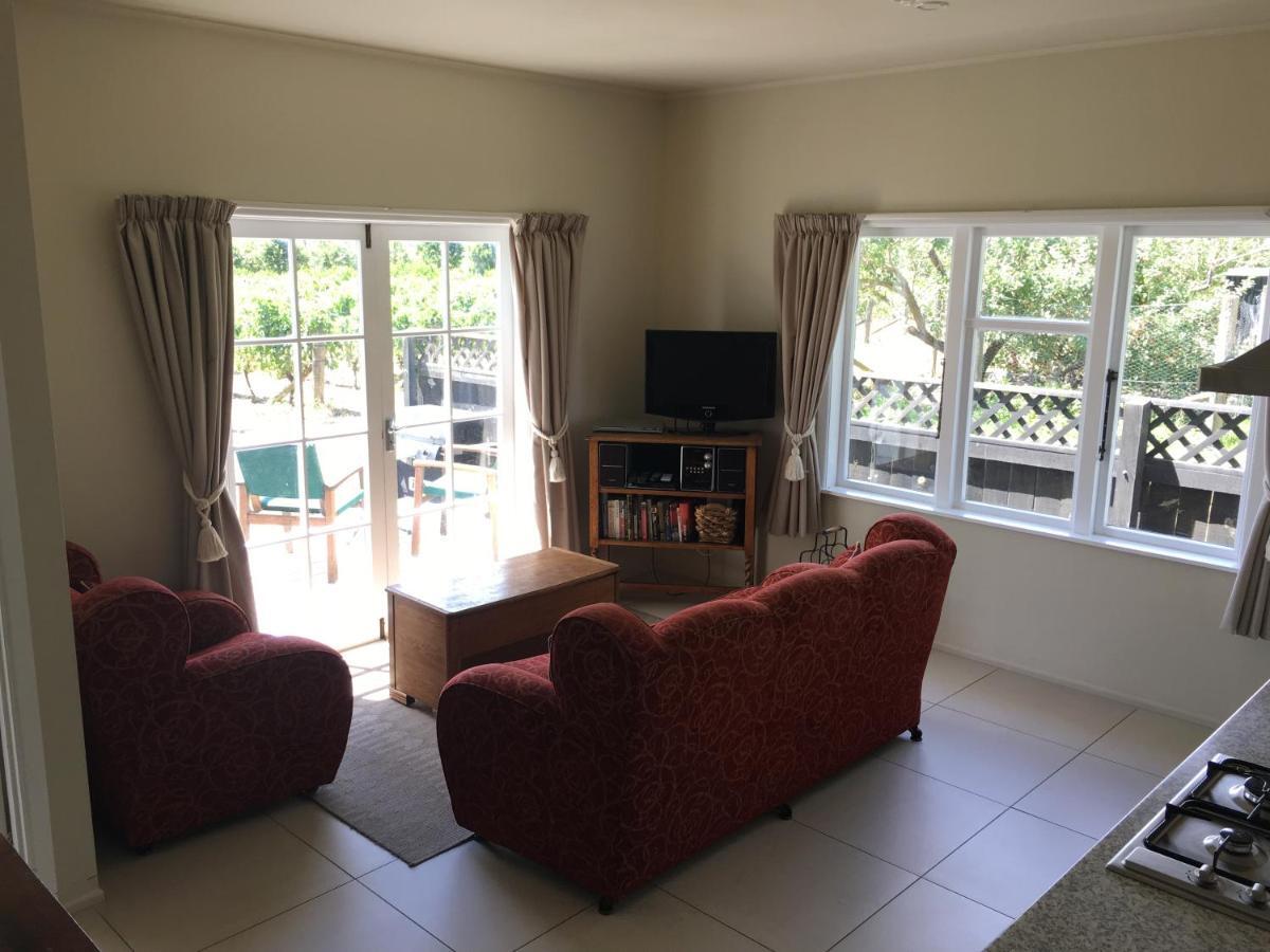 Tuki Vineyard Cottage 北哈夫洛克 外观 照片